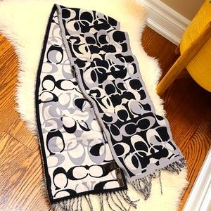 Coach scarf